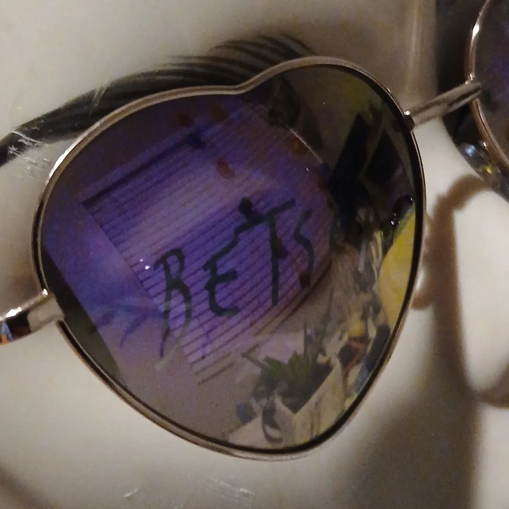 Betsey Johnson logo betsey
